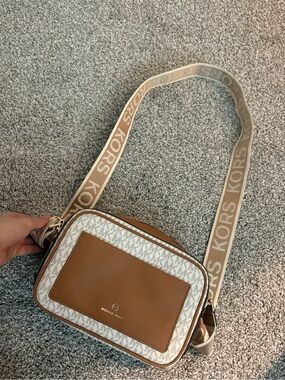 Michael Kors Maeve Large Signature Logo Crossbody Bag